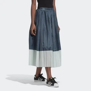 Adidas Pleated Skirt Blue/Mint FU3757 Women’s New SZ Medium M - Picture 1 of 5