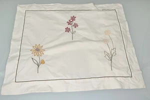 Single Pottery Barn Pillow Sham Floral Embroidered Standard Cotton 20x26 - Picture 1 of 6