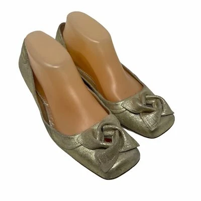 Pisos de ballet Givenchy dorados metálicos talla 8,5 Foto 1 de 4