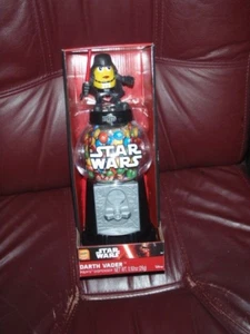 Dispensador de dulces M&M's 12" Star Wars DARTH VADER NUEVO EN PAQUETE - Imagen 1 de 2