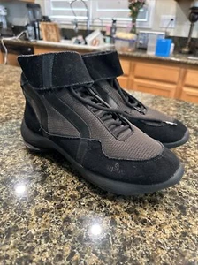 AposHealth Therapy Shoes Men's Size Men’s 9 1/4 Women’s 10.5 Box10 - Picture 1 of 8