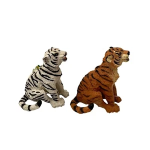 The Vanishing Wild Collection Siberian White Tiger Cub Figurine Safari Ltd 90s d - Picture 1 of 13