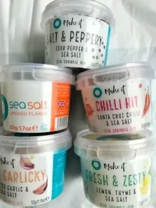 Cornish Sea Salt Fresh &Zesty, Smoked, Chili Hit, Roasted Garlic, Four Peppers - Bild 1 von 4