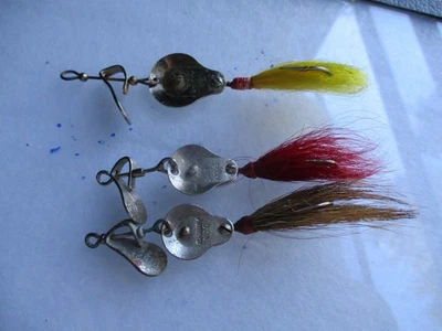 Lote de (3) SEÑUELOS DE PESCA DE METAL AL FOSS SHIMMY.  (2) 1/2 oz. (1) 3/8 oz. en la foto Foto 1 de 2