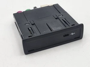 2020–2025 Mercedes GLE GLS USB Connection Unit Control Module 1678201402 OEM - Picture 1 of 8