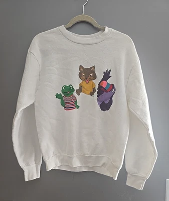 Vtg White Animal Print Crew Neck Preppy Pullover Sweatshirt Womans Size Small - Image 1 of 4