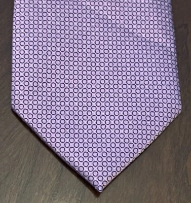 Van Heusen Pink 100% Polyester Men’s Neck Tie Made In China - Image 1 of 4