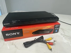 Sony Progressive Scan CD and DVD Player DVP-SR210P Tested & Works No Remote - Picture 1 of 6