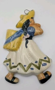 Ceramic Wallhanging Girl Straw Hat Basket Folk Art Country Kitchen Decor Vintage - Picture 1 of 8