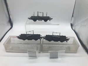 FLEISCHMANN HO 5220 A RAKE OF 3 SWIVELLING BOLSTER WAGONS IN 2 BOXES - Picture 1 of 10
