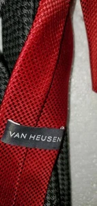 2 Nuevo Lote Corbatas Van Heusen Hombre Rojo y Gris Fuera de Paquete Nunca Usadas - Imagen 1 de 7