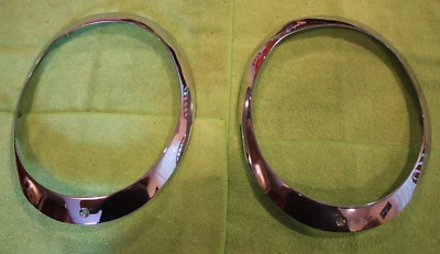 Chevrolet Corvette 1953-1955 - Biseles de faros - NUEVO - Reproducción - Juego de 2 Foto 1 de 4