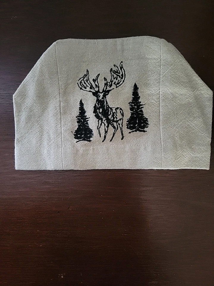 Caja de pañuelos de bosque rústico Pottery Barn cubierta regalo de anfitriona Navidad  Foto 1 de 3