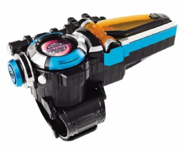 Power Ranger Beast Morphers Go Busters Morphin Brace & Morphin Blaster Bandai