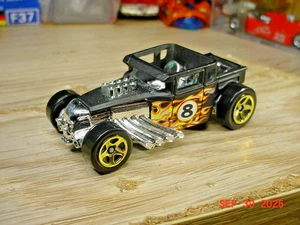 Hot Wheels Bone Shaker Satin Black with Flames G5S 1/64 j1409 - Picture 1 of 7