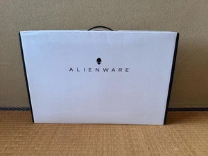 Alienware m18 R2 18Inch 165Hz Gaming Laptop/ RTX 4070 Used Good condition - Picture 1 of 5