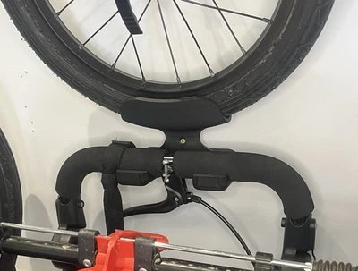 Out n About Nipper Sport Wall Bracket - Image 1 of 4