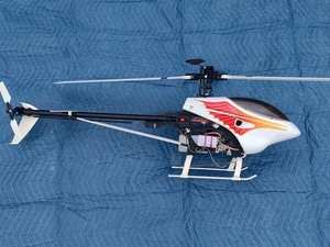 Thunder Tiger Raptor 30 Nitro Helicopter O.S. MAX Engine & Futaba ARF - Picture 1 of 14