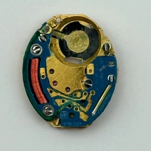 ETA ESA 976.001 Quartz Watch Movement Incomplete Swiss Ladies Vintage Parts - Picture 1 of 4