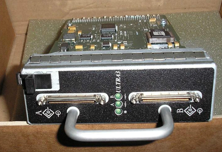 HP 70-40458-01 192826-001 U3 Dual SCSI Array Controller Module - Image 1 of 1