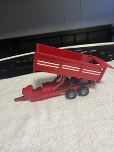 ERTL CASE INTERNATIONAL PTO BARGE WAGON 2238811 Dump Trailer Red Metal & Plastic - Picture 1 of 7