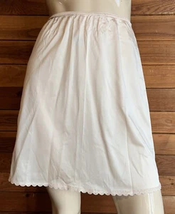 VINTAGE WARNERS MARFIL TALLA MEDIANA MEDIO SLIP ESTILO 5530 #16213 - Imagen 1 de 5