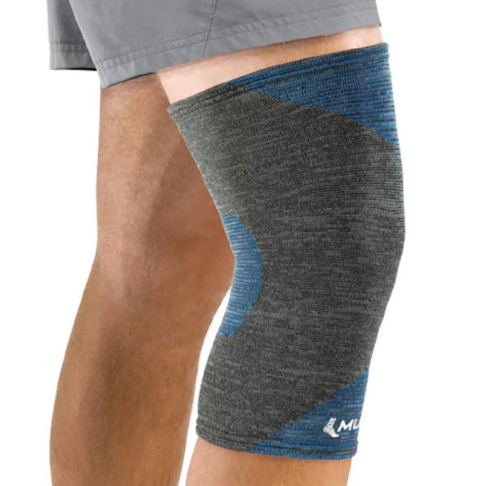 Mueller Sports Medicine Thermo Reactive 4-Way Stretch Knee Support - Gray/Blue - Image 1 of 1