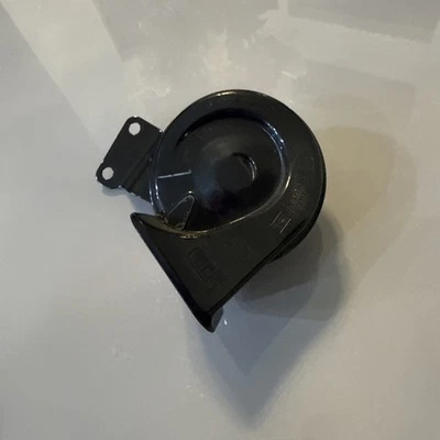 2024 Harley-Davidson FLHX FLTRX ROAD STREET GLIDE HORN BRACKET - Image 1 of 4
