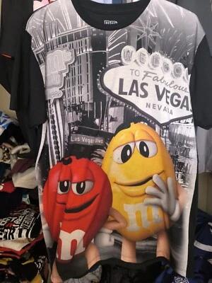M&M шоколадные конфеты Лас-Вегас Невада полоска мега принт сувенир 2018 большая рубашка - Изображение 1 из 4