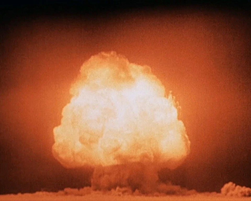Trinity Test First Nuclear Device Detonation Picture Oppenheimer Photo Picture - Image 1 of 1