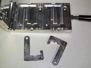 Decoy mold J Hook 4,8oz CNC Aluminum Duck Hunting - Picture 1 of 5