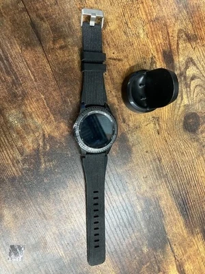 Reloj inteligente Samsung Gear S3 Frontier SM-R760 46 mm Bluetooth WiFi - Gris oscuro Foto 1 de 2