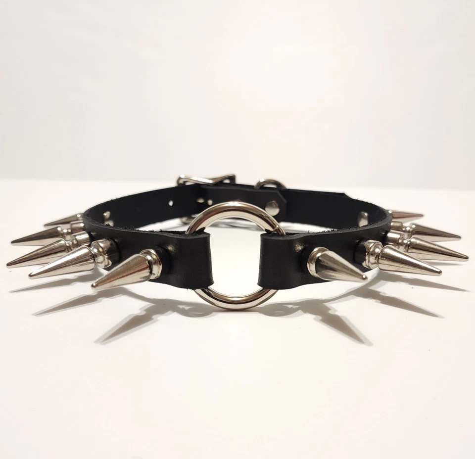 Gargantilla de cuero premium de 5/8" junta tórica central y picos fetiche punk gótico Foto 1 de 1