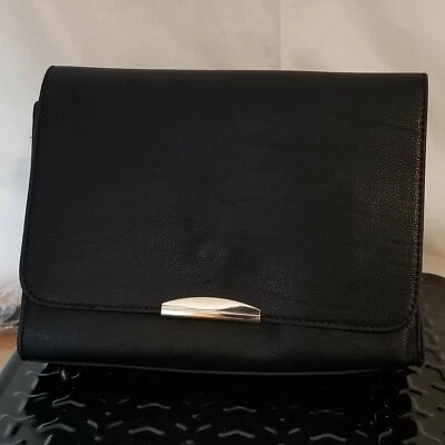 Bandolera estructurada de piel sintética con solapa superior con doble magnético Foto 1 de 4