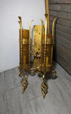 Vintage Brutalist Italian Regency Gold Gilt Wrought Iron Wall Sconce Light Goth - Image 1 of 4