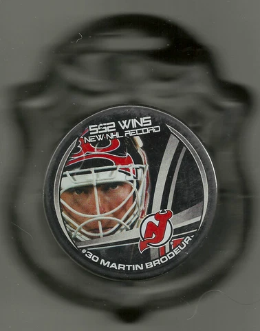 MARTIN BRODEUR NEW JERSEY DEVILS 552 ALL-TIME WINS LEADER PUCK RARE Cover
