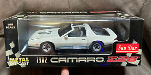 SunStar 1/18 Scale 1982 Chevy Camaro Z/28 White T-top Die Cast ***RARE***
