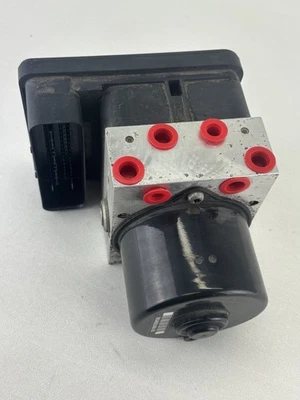 2009 Volvo S40 ABS Pump 30794730 AA - Image 1 of 4