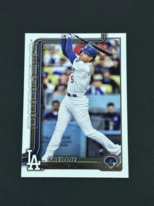 2025 Topps Series 1 Freddie Freeman #239 Los Angeles Dodgers (B) - Picture 1 of 2