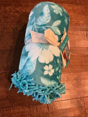 Pioneer Woman Velvet Plush Reversible Throw Evie Floral Plaid 50 x 72” Fringe - Image 1 of 2