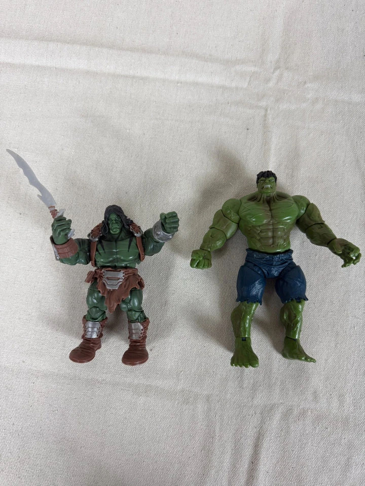 Figuras de acción Marvel Incredible Hulk & Skaar Son of Hulk Foto 1 de 4