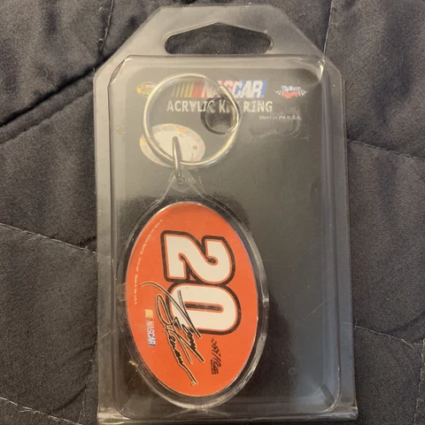 TONY STEWART #20 NASCAR CHAMPION ACRYLIC Premium KEY RING Keychain WinCraft Cover