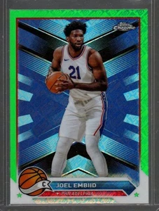 2023-24 Topps Chrome - Joel Embiid #100 Green Refractor - Bild 1 von 2