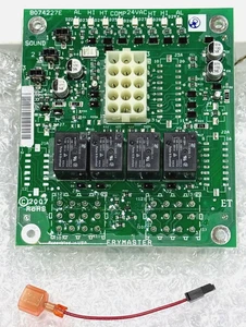 KIT DE PLACA DE INTERFAZ ORIGINAL OEM FRYMASTER 8262256 - Imagen 1 de 3