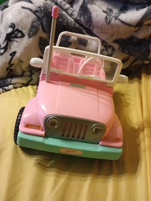 Barbie 1998  Vintage Pink with Turquoise trimmings Jeep Wrangler No Remote  - Image 1 of 4