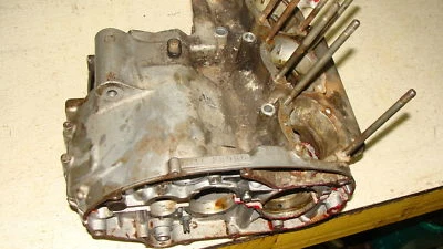 1975 kawasaki s1 250 kh250 kh 250 km163 engine cases - Image 1 of 3