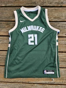 Milwaukee Bucks Nike Jrue Holiday grün Trikot Swingman Größe Jugend Large  - Bild 1 von 5