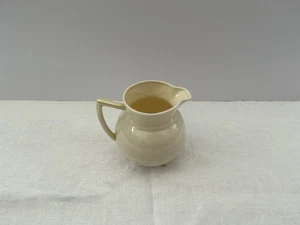 Belleek size 2 Irish Pot 2 BM - Picture 1 of 4
