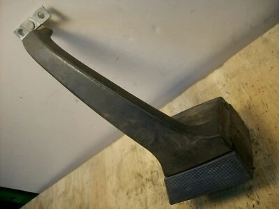 Внутренняя дверная ручка Porsche 911 912E 930 ЧЕРНАЯ ПРАВАЯ ПАССАЖИРСКАЯ СТОРОНА 91155509801 - Изображение 1 из 2