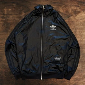 Chaqueta de Pista Adidas Chile 62 Originales Vintage Negra Para Hombre Aspecto Medio Húmedo 00s - Imagen 1 de 7